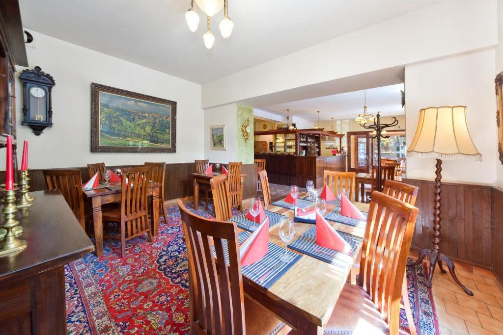 Hotel U Ruze Kutná Hora Екстериор снимка